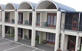 Elmore Lodge Motel